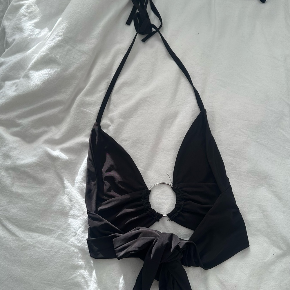 Black tie ring crop top size small